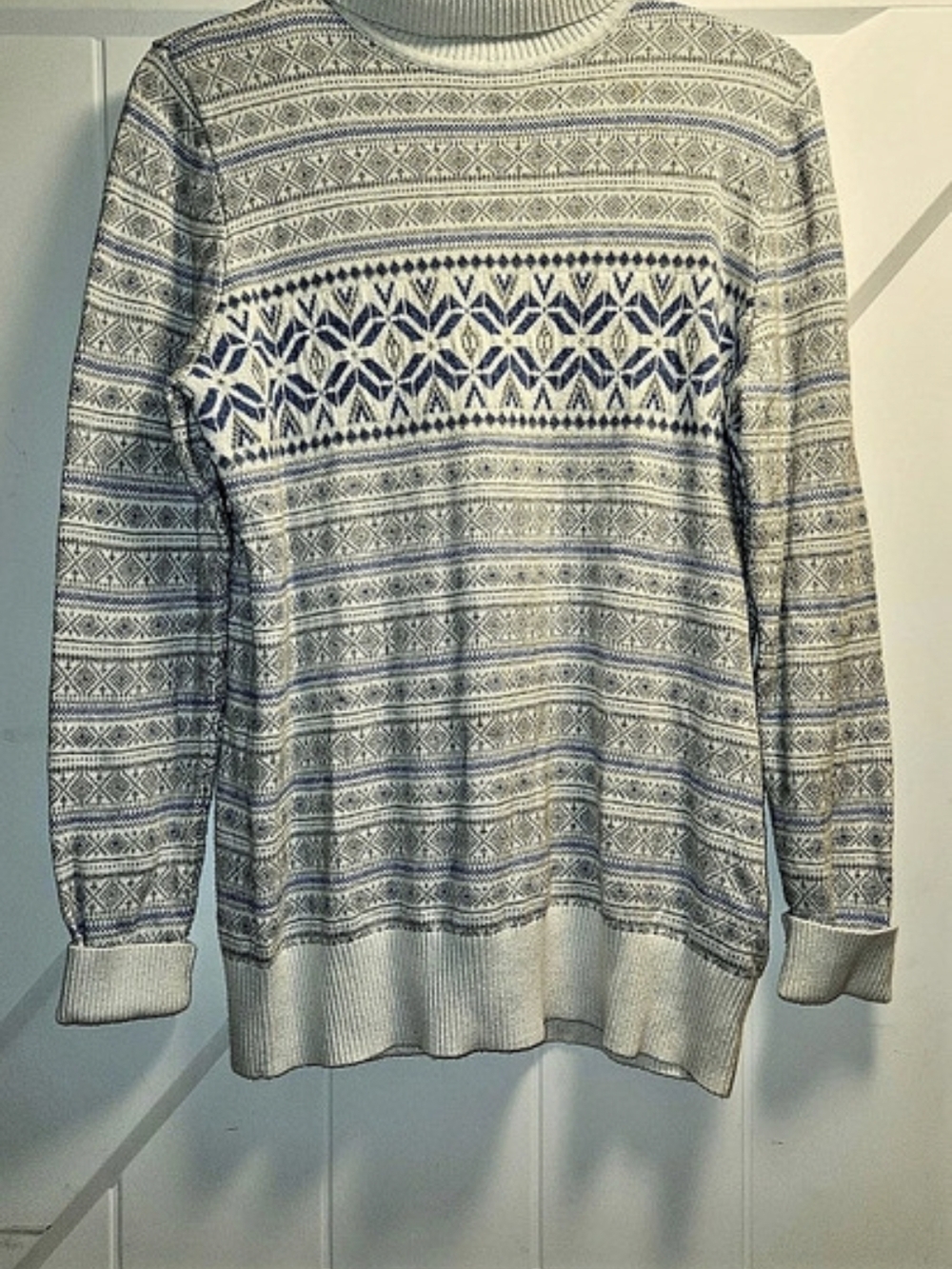 L.L.Bean Geometric Turtleneck Sweater in Gray & Blue Size Medium
